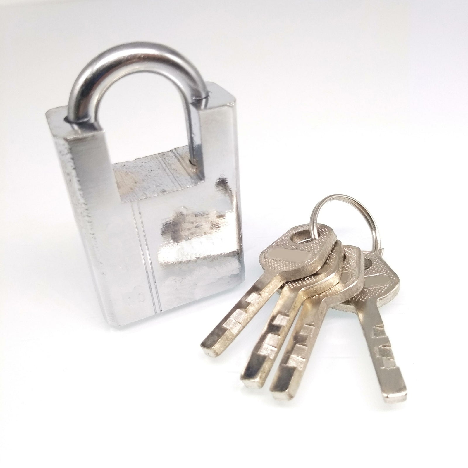 2pcs Anti-Theft Lock Padlock With 4 Keys Height 1.58 inch Width 1.18 inch