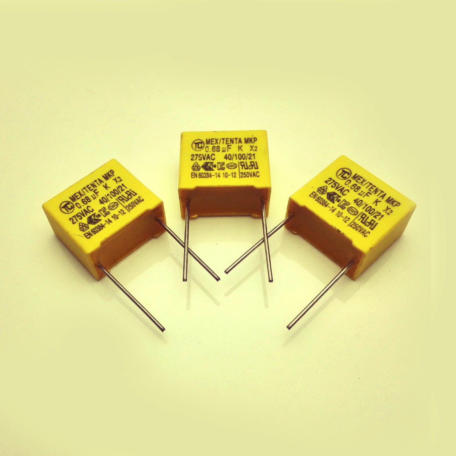 US Stock 10x Polyproplene Safety Capacitor 0.68uF 684K 10% MKP X2 275V Pitch15mm