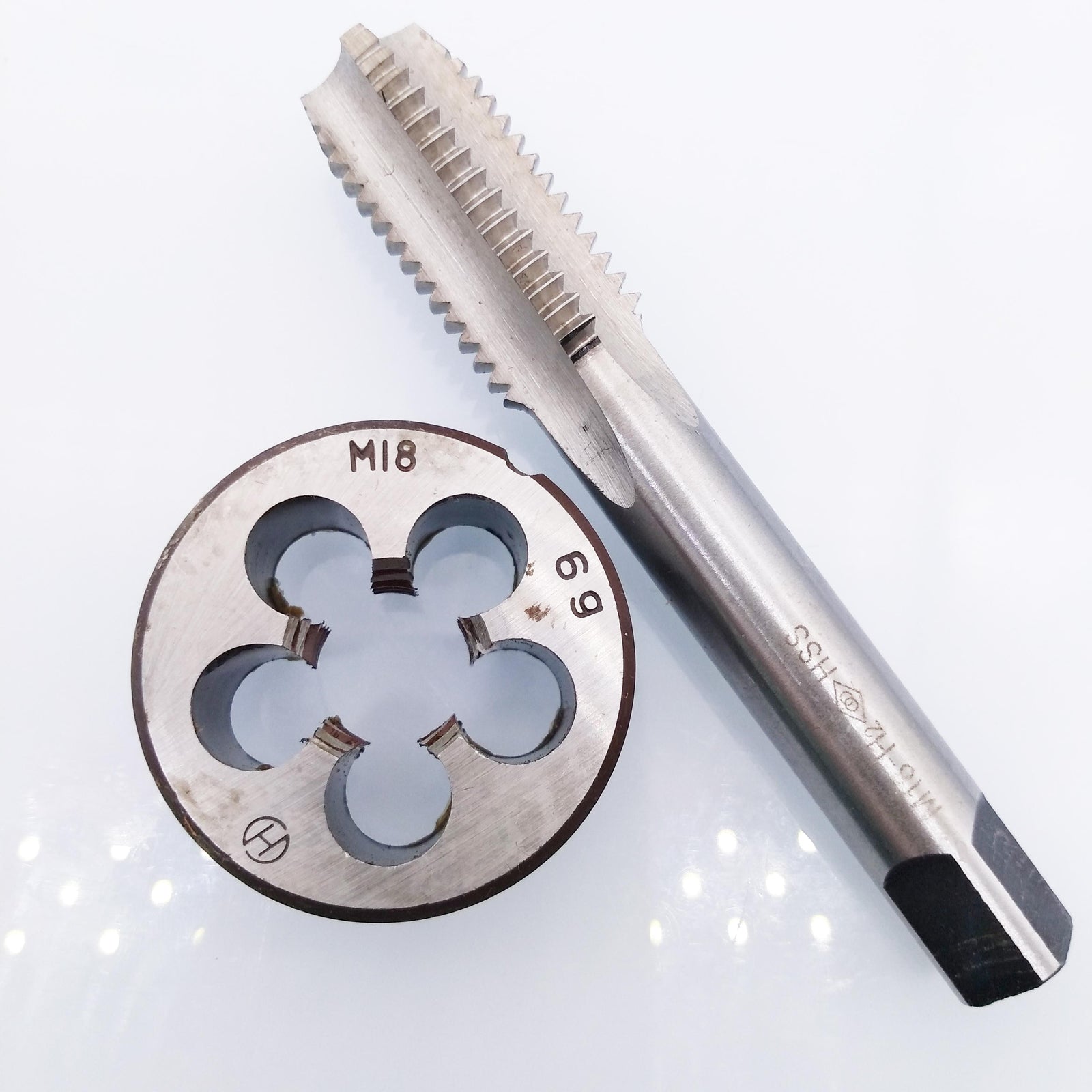 US Stock HSS M18 x 2.5mm Tap & M18 x 2.5mm Die Metric Thread Right Hand