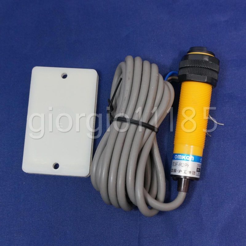 US Stock E3F-R2PK M18 x 1 Reflective Photoelectric Switch Sensor PNP NO DC6-36V