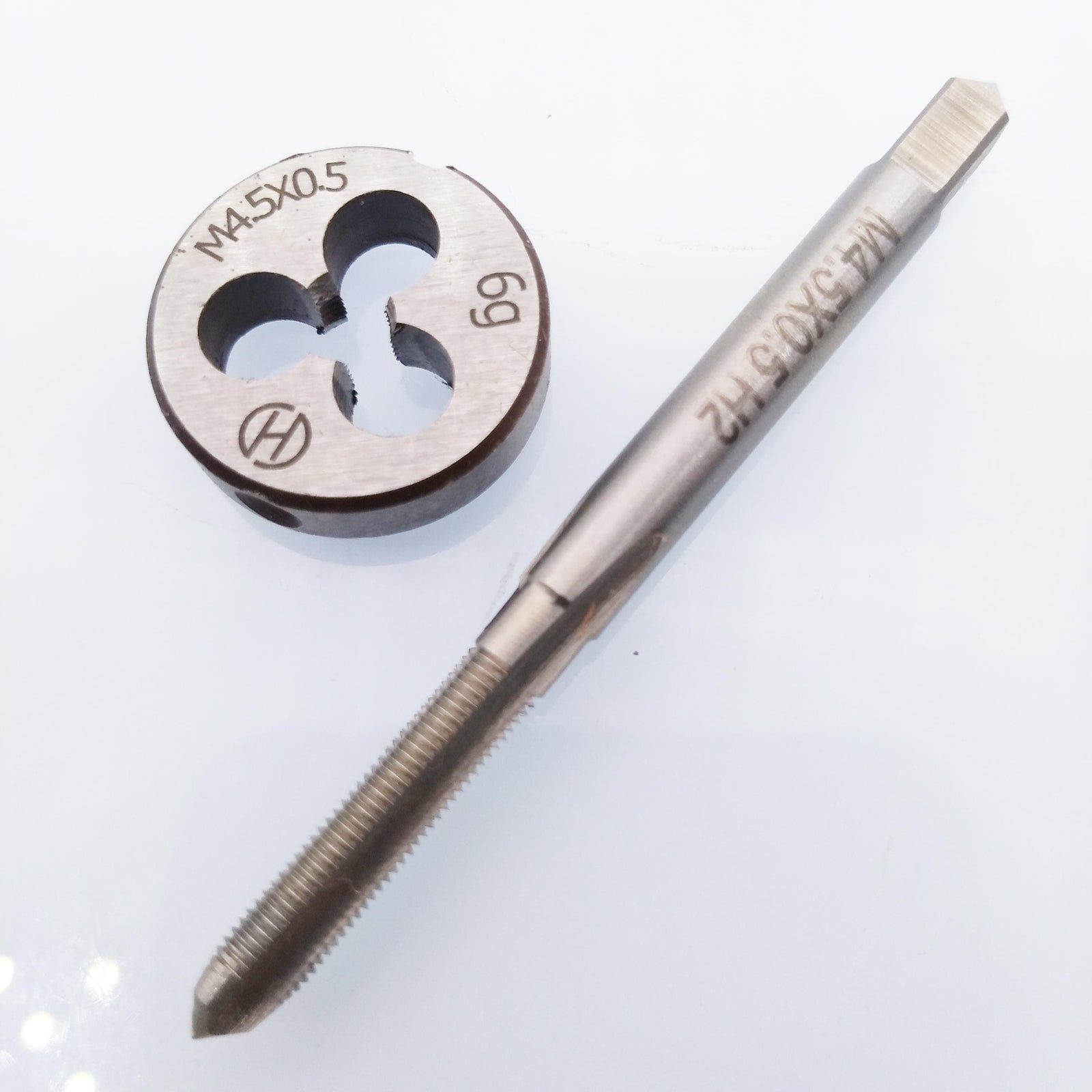 US Stock HSS M4.5 x 0.5mm Tap & M4.5 x 0.5mm Die Metric Thread Right Hand