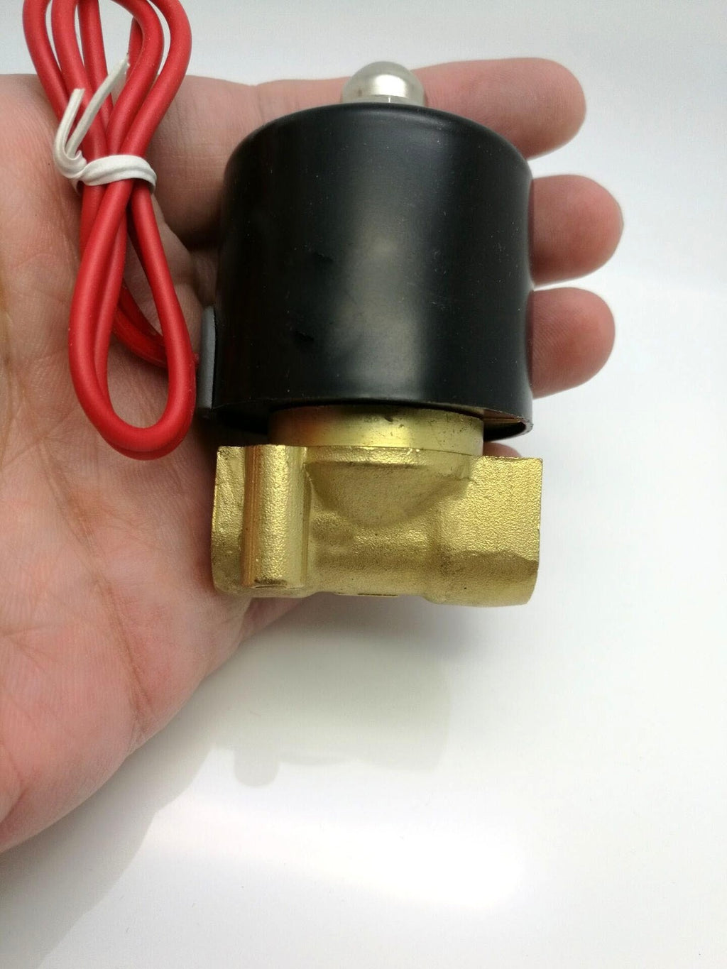 US Stock 110v AC 1/4" Electric Solenoid Valve Diesel Gas Water Air 2W-025-08 NC