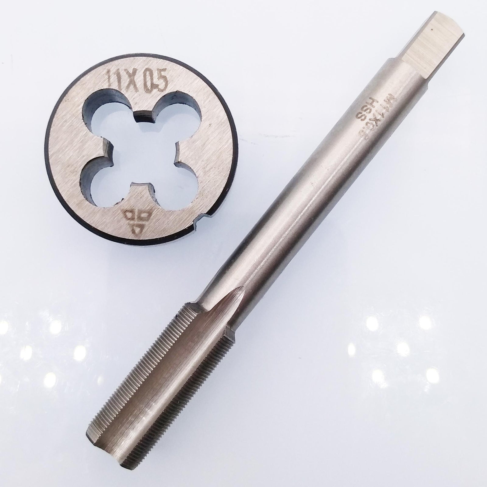 US Stock HSS M11 x 0.5mm Tap & M11 x 0.5mm Die Metric Thread Right Hand