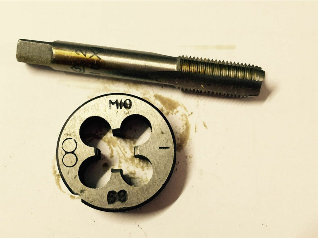 1 set of Right HSS Dies & Taps M10 x 0.5mm Metric Thread Right Hand