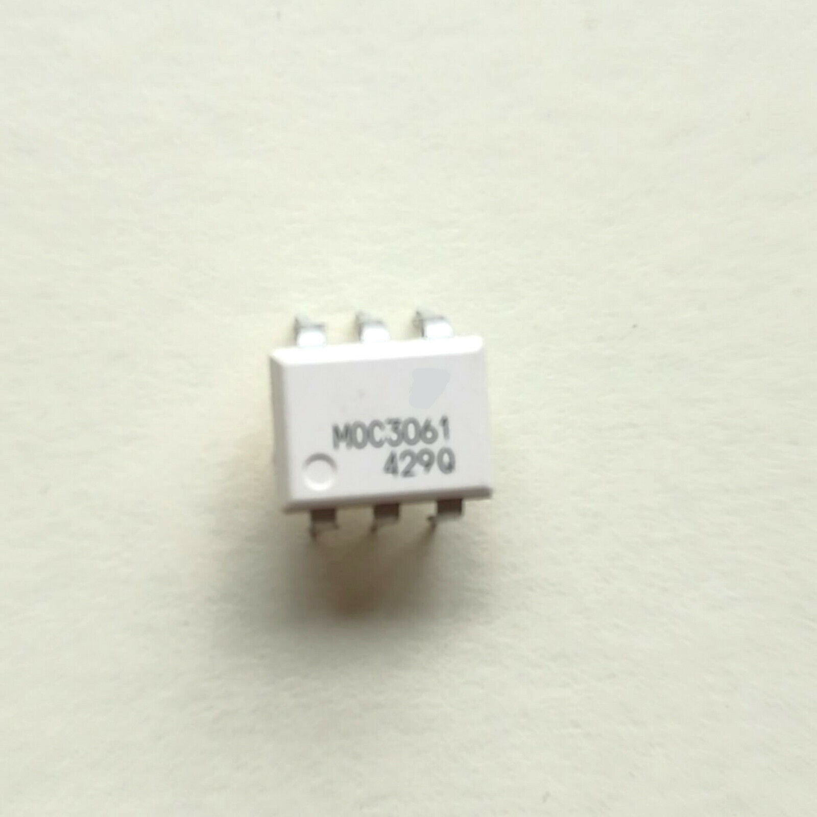 US Stock 10pcs MOC3061 Zero-Cross DIP-6 Optoisolators Transistor