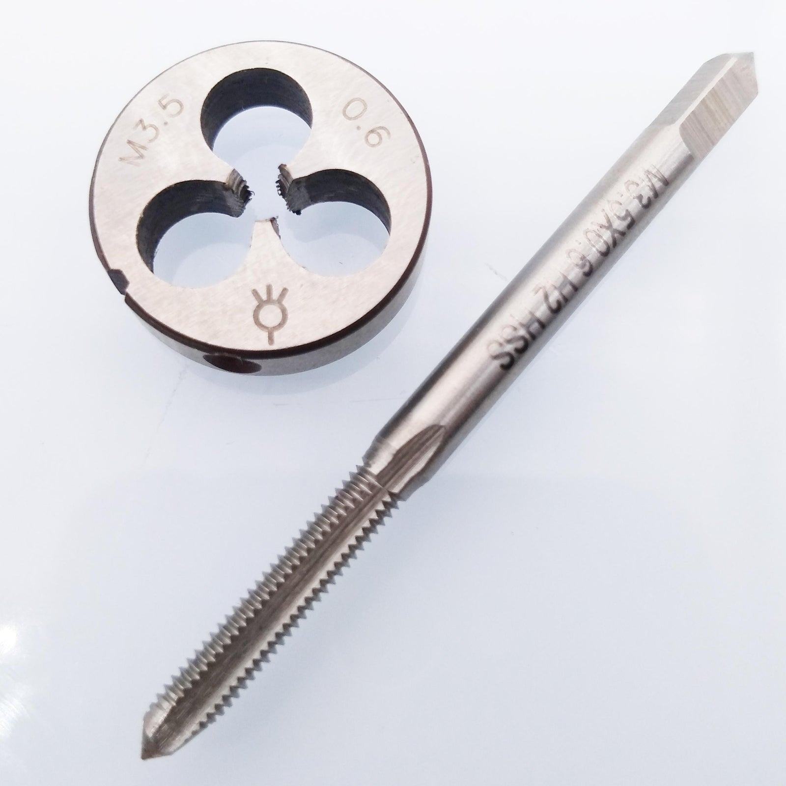 US Stock HSS M3.5 x 0.6mm Tap & M3.5 x 0.6mm Die Metric Thread Right Hand