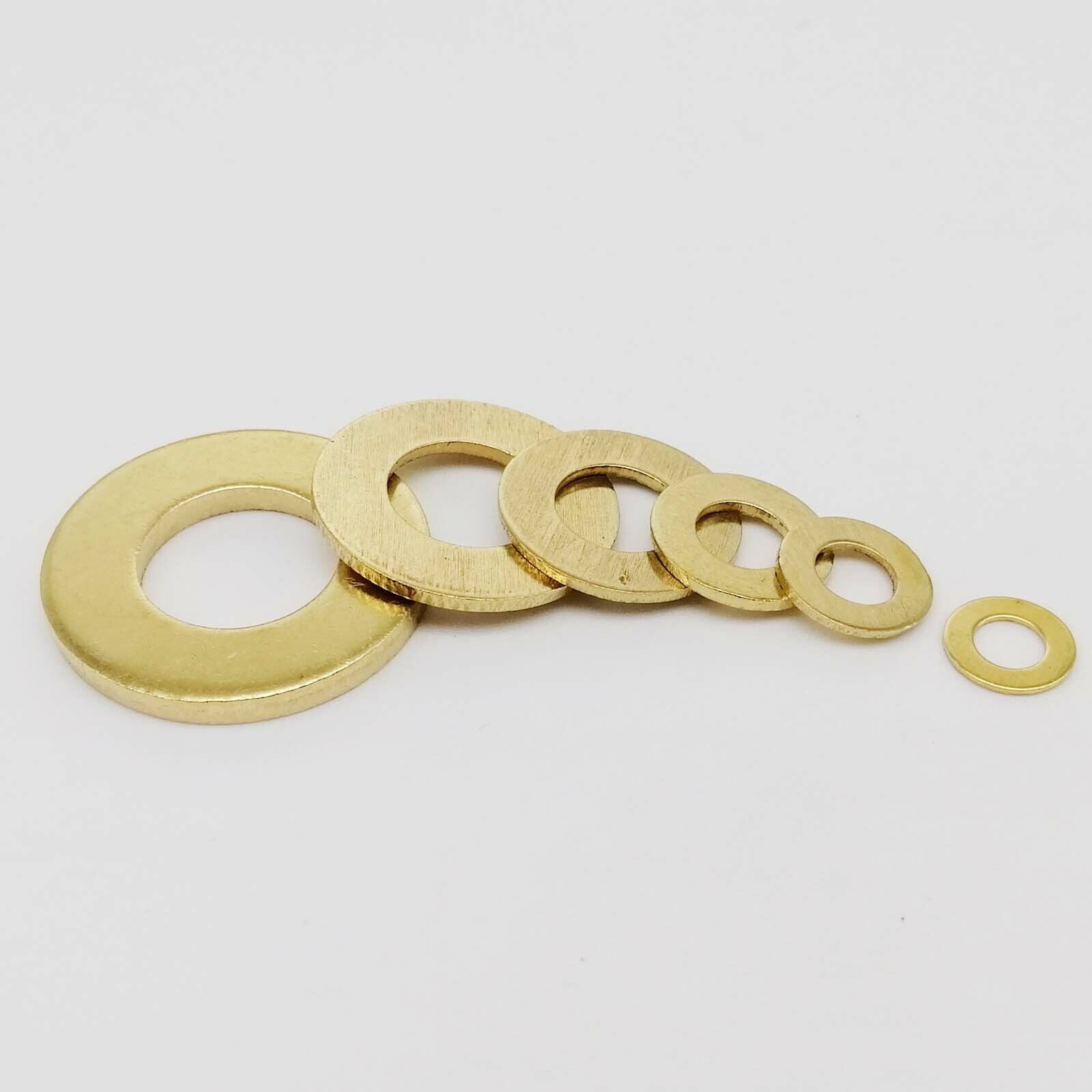 50pcs M2 x 5mm x 0.4mm Solid Brass Flat Washer Plain Gasket Pad