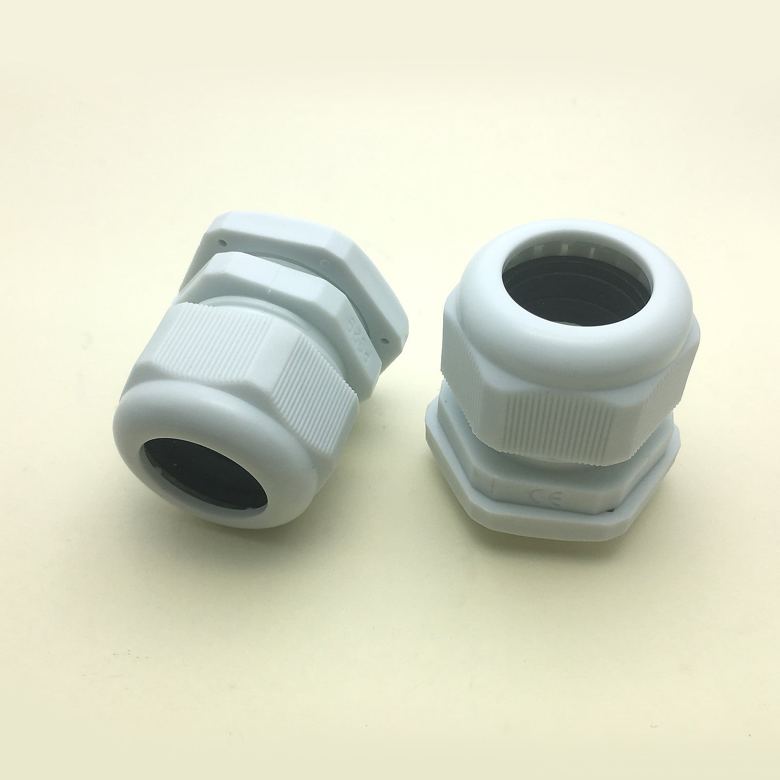 US Stock 5pcs PG29 White Waterproof Cable Gland Connector Cable Range 18-25mm