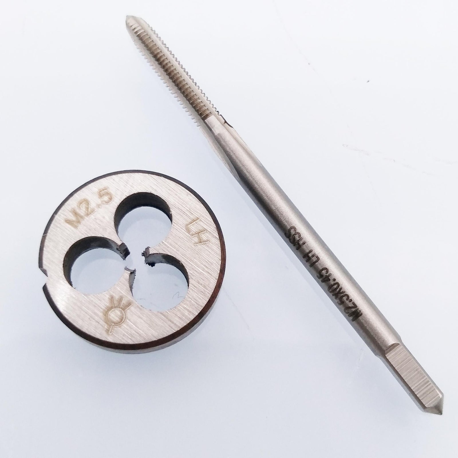 US Stock HSS M2.5 x 0.45mm Tap & M2.5 x 0.45mm Die Metric Thread Left Hand