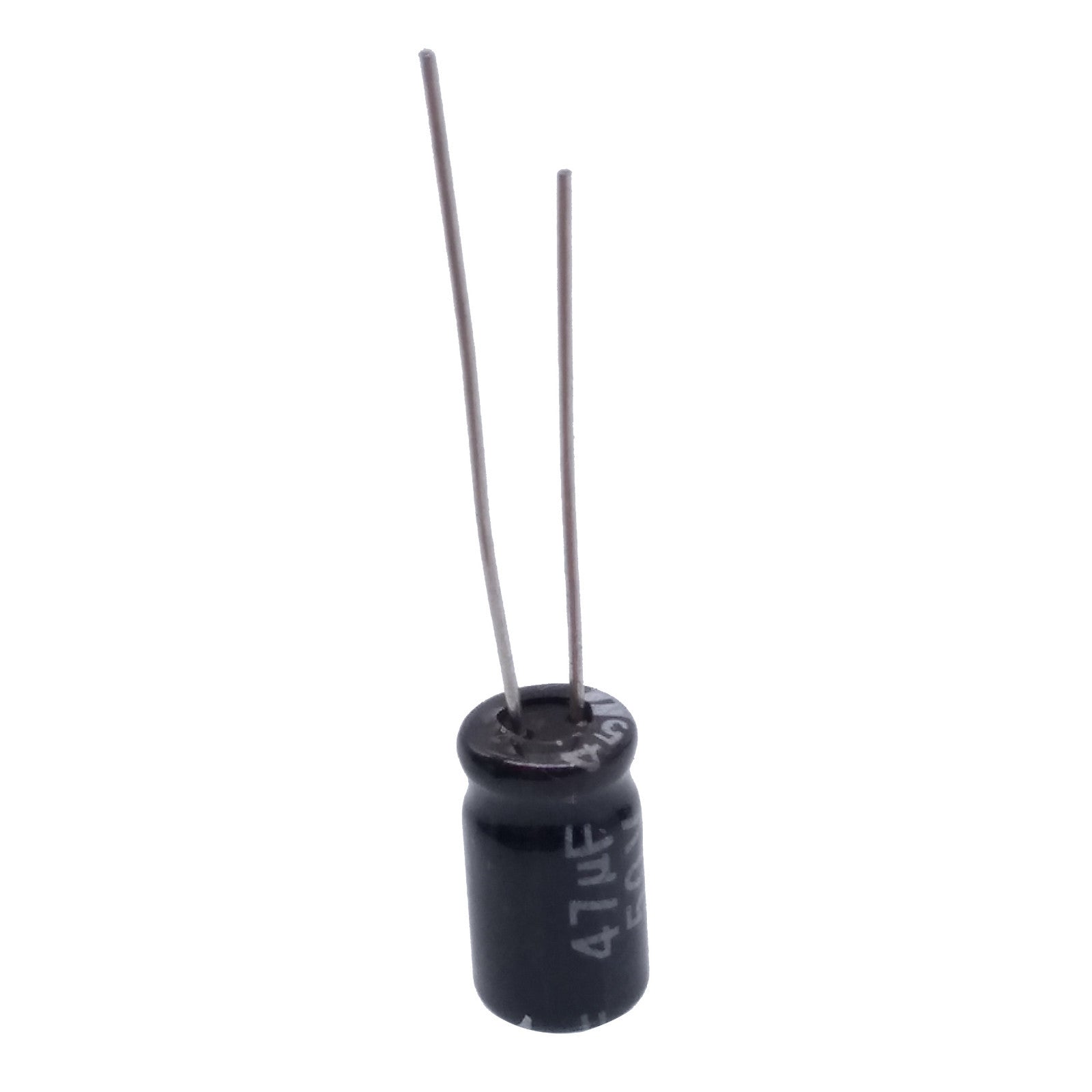50pcs Electrolytic Capacitors 47uF 47mfd 50V +105℃ Radial 6 x 11mm